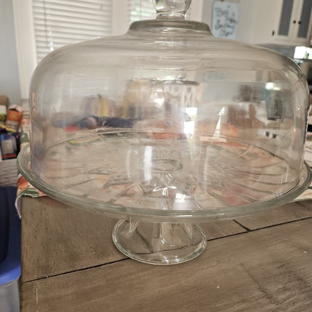 Glass Cake Stand with Dome Lid